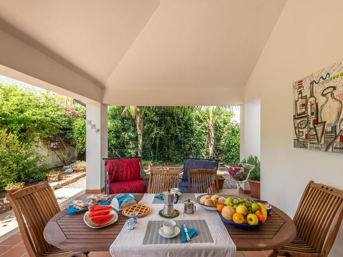 Bed and Breakfast Il Giardino Dell'Arte Capoterra Exterior foto
